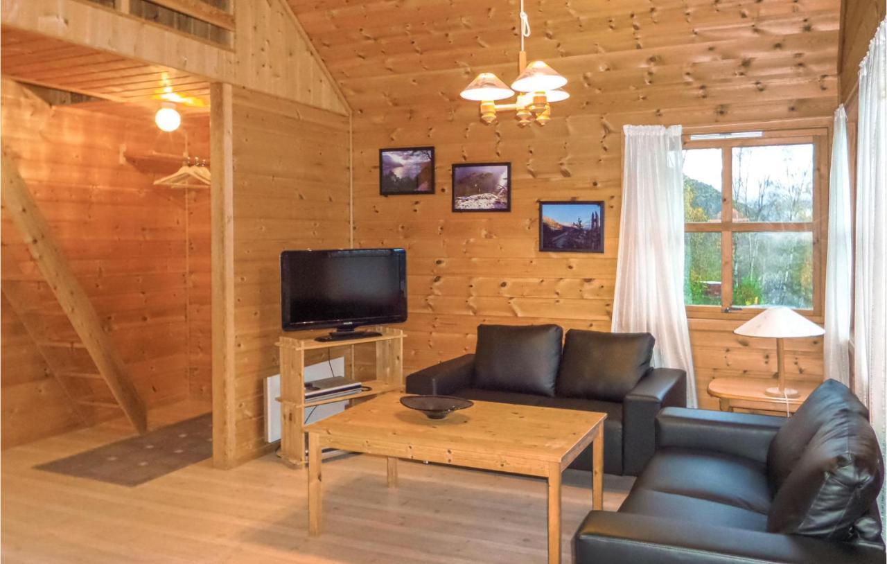 Nice home in Vallavik with 3 Bedrooms&WiFi Vangsbygd Buitenkant foto